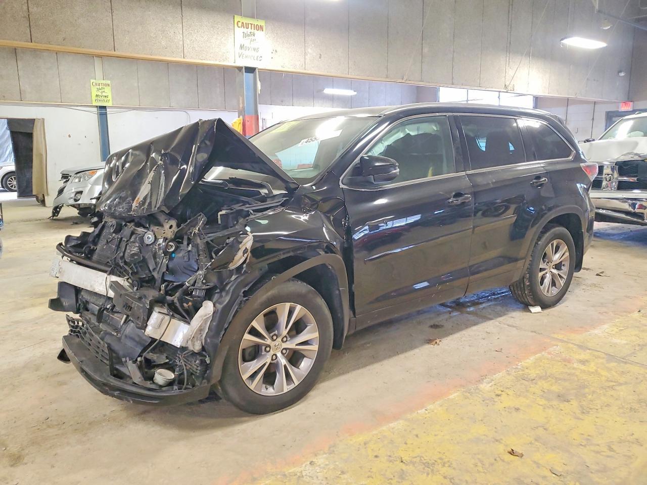 2015 TOYOTA HIGHLANDER