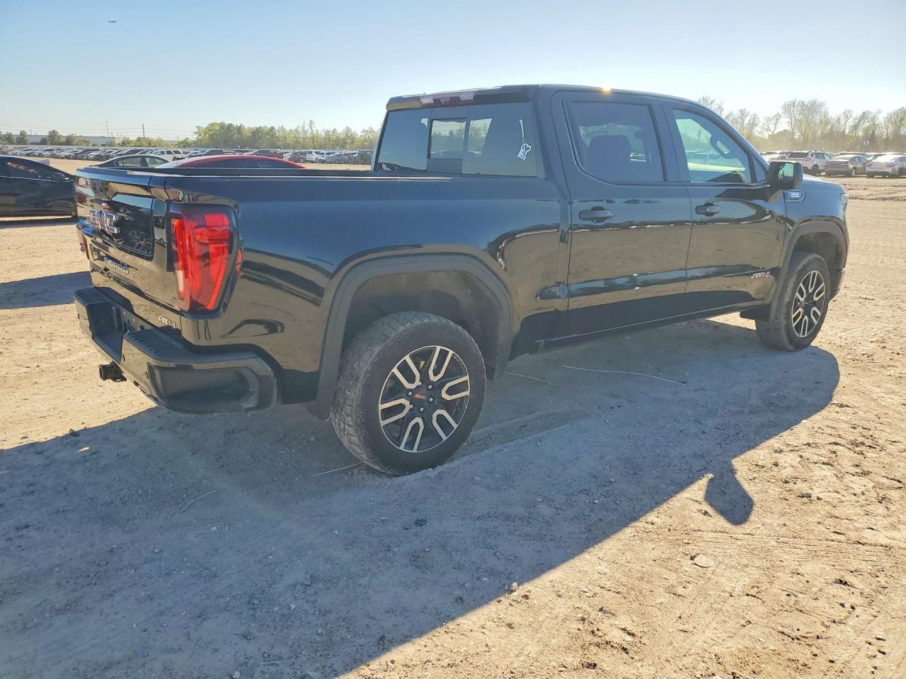 2024 GMC Sierra