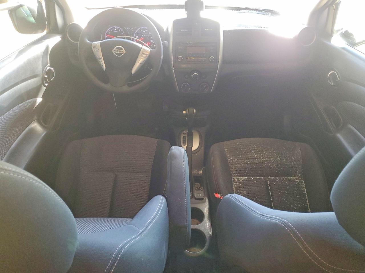 2016 NISSAN VERSA
