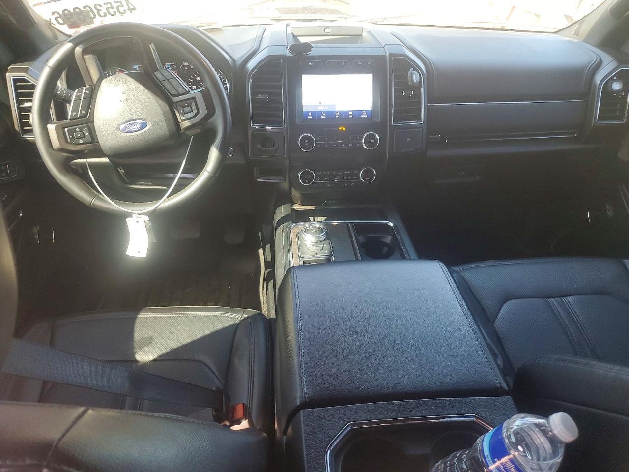 2021 FORD Expedition