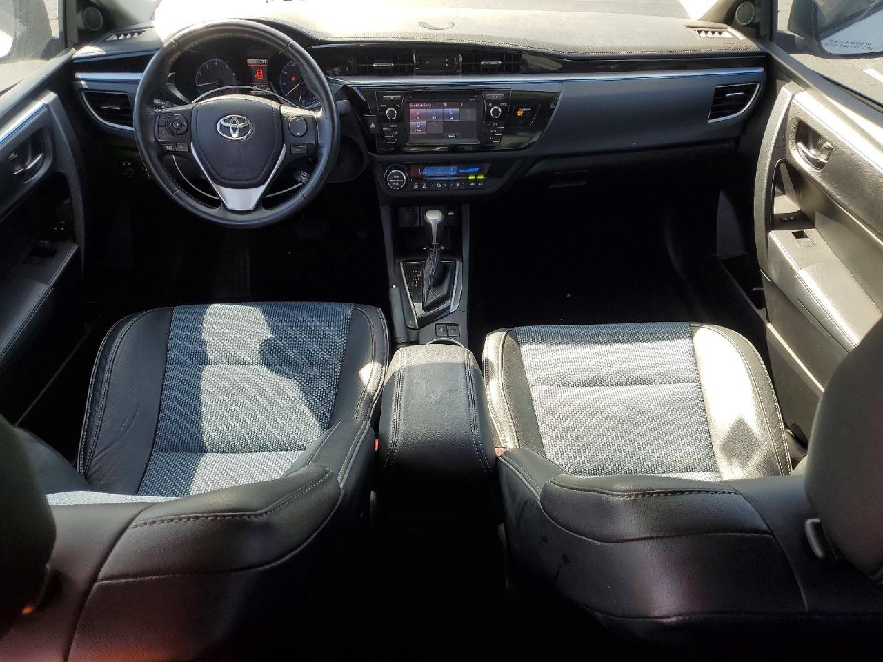 2015 TOYOTA COROLLA