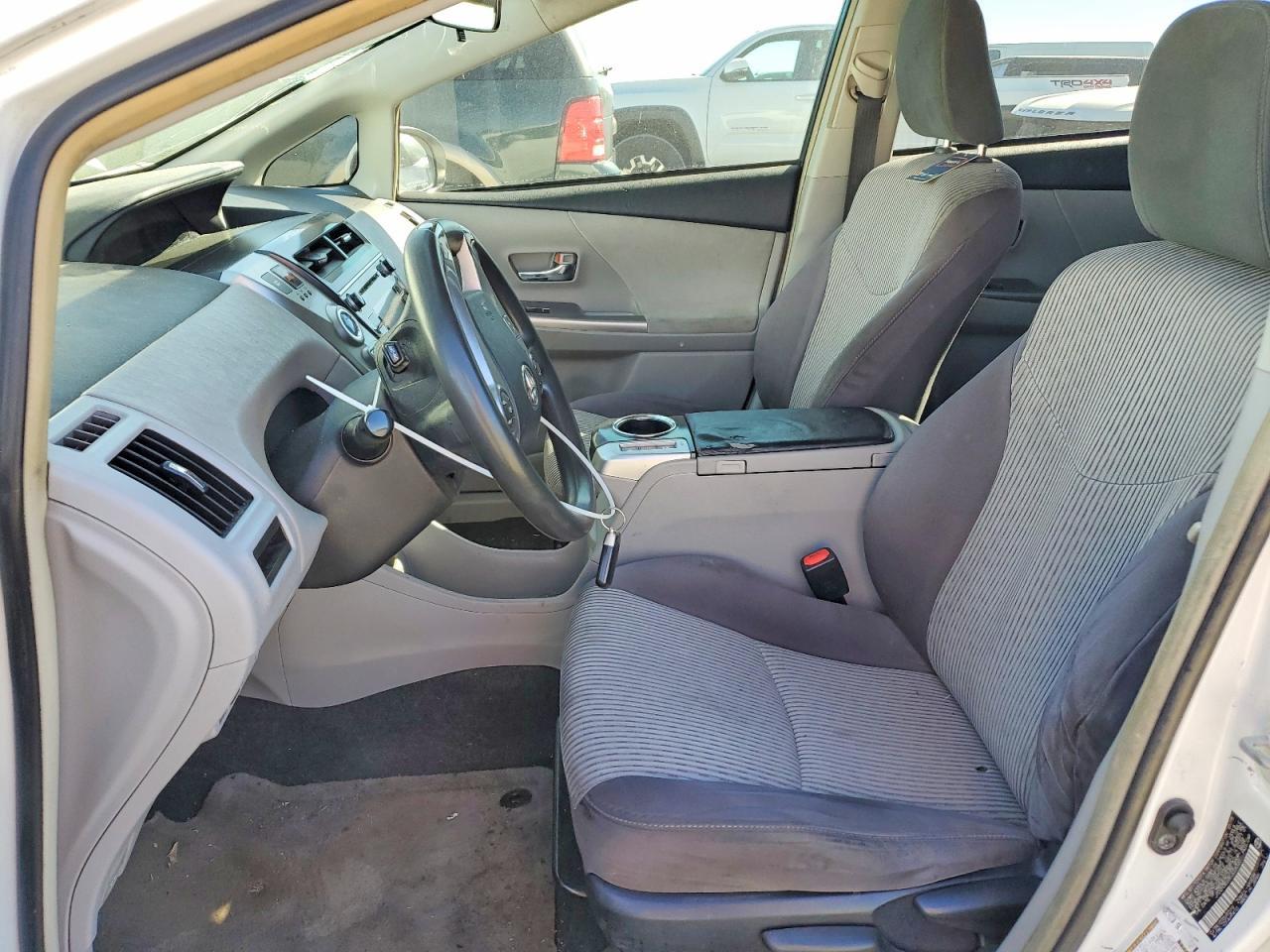 2015 TOYOTA PRIUS V