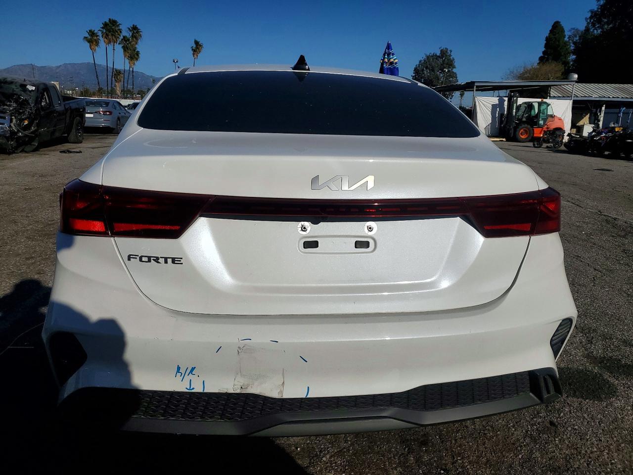 2024 KIA FORTE