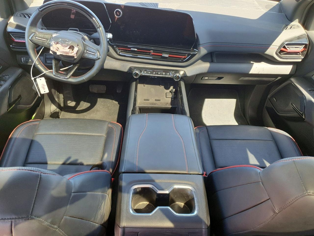 2025 CHEVROLET Silverado