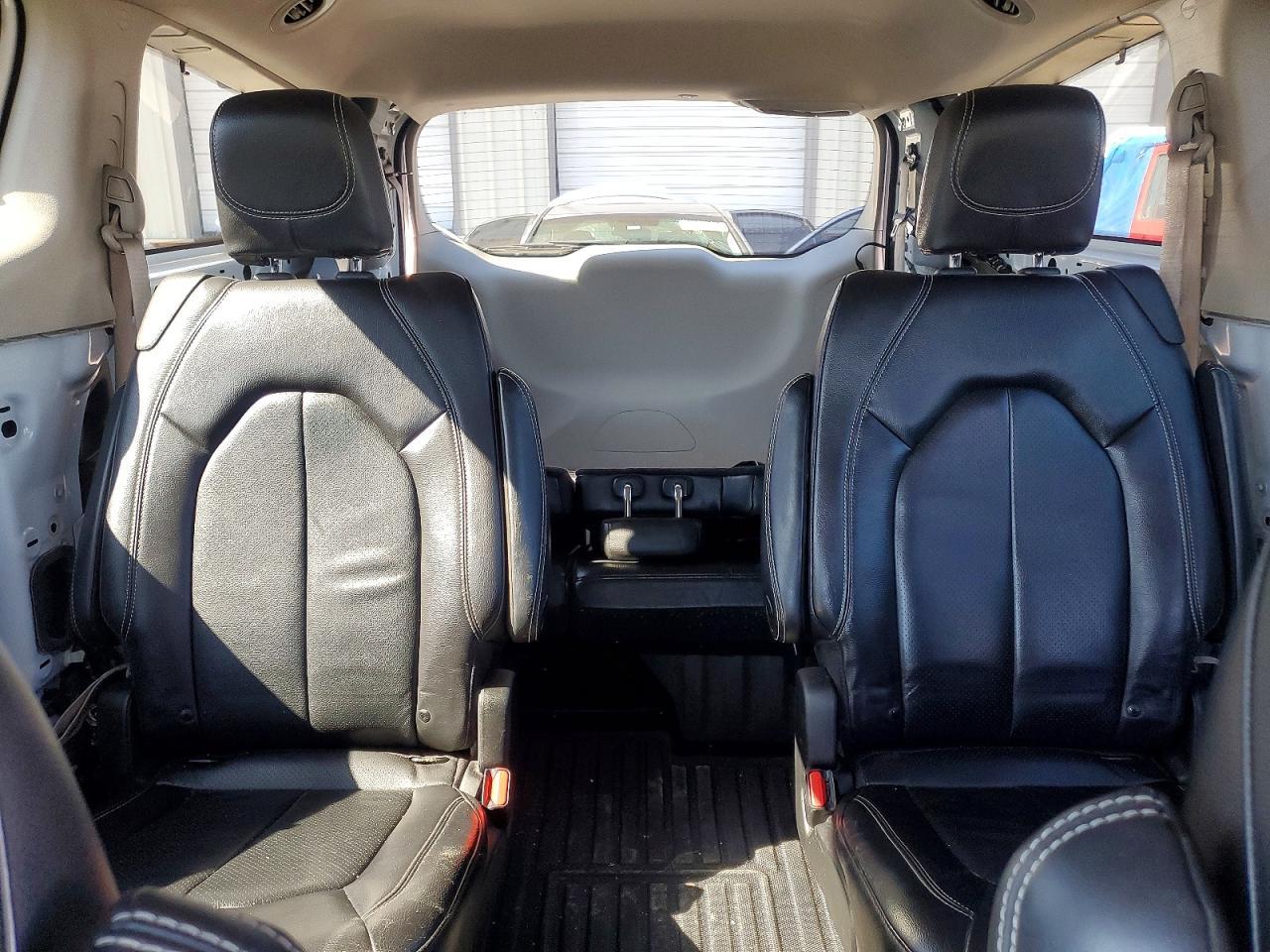 2022 CHRYSLER Pacifica