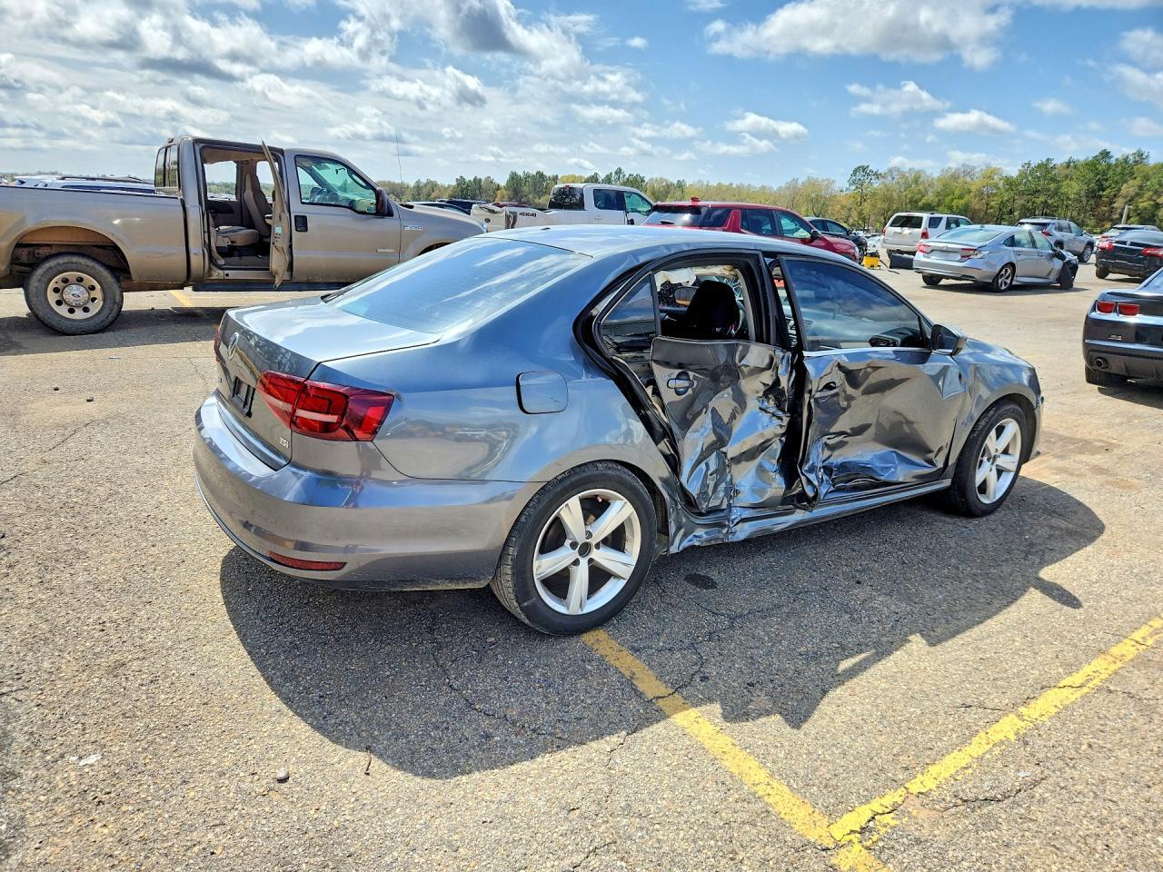 2017 VOLKSWAGEN JETTA