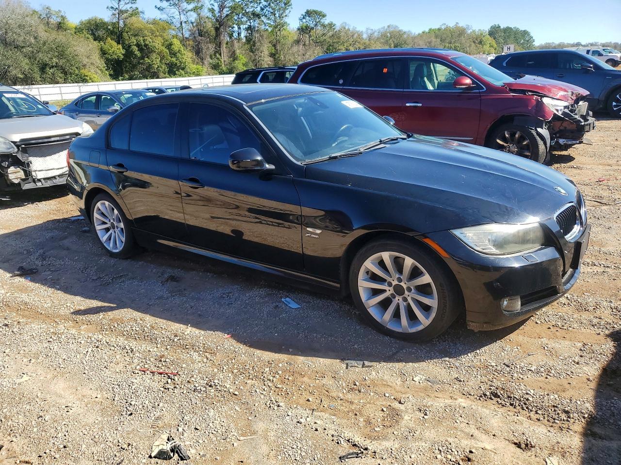 2011 BMW 3 SERIES