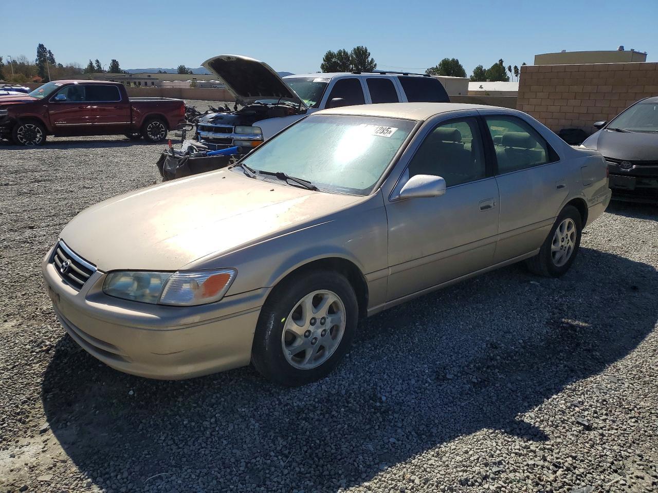 2000 TOYOTA CAMRY