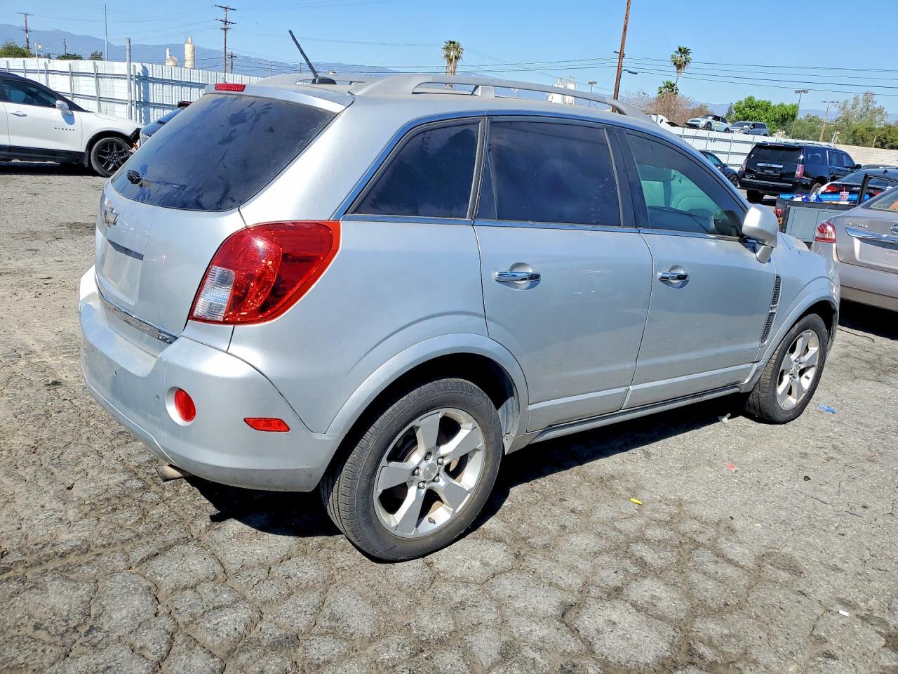 2014 CHEVROLET Captiva