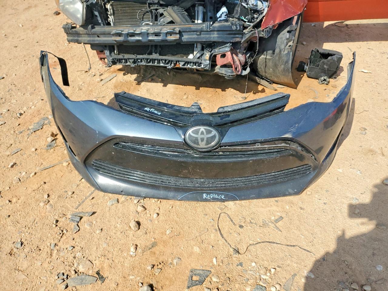 2017 TOYOTA COROLLA