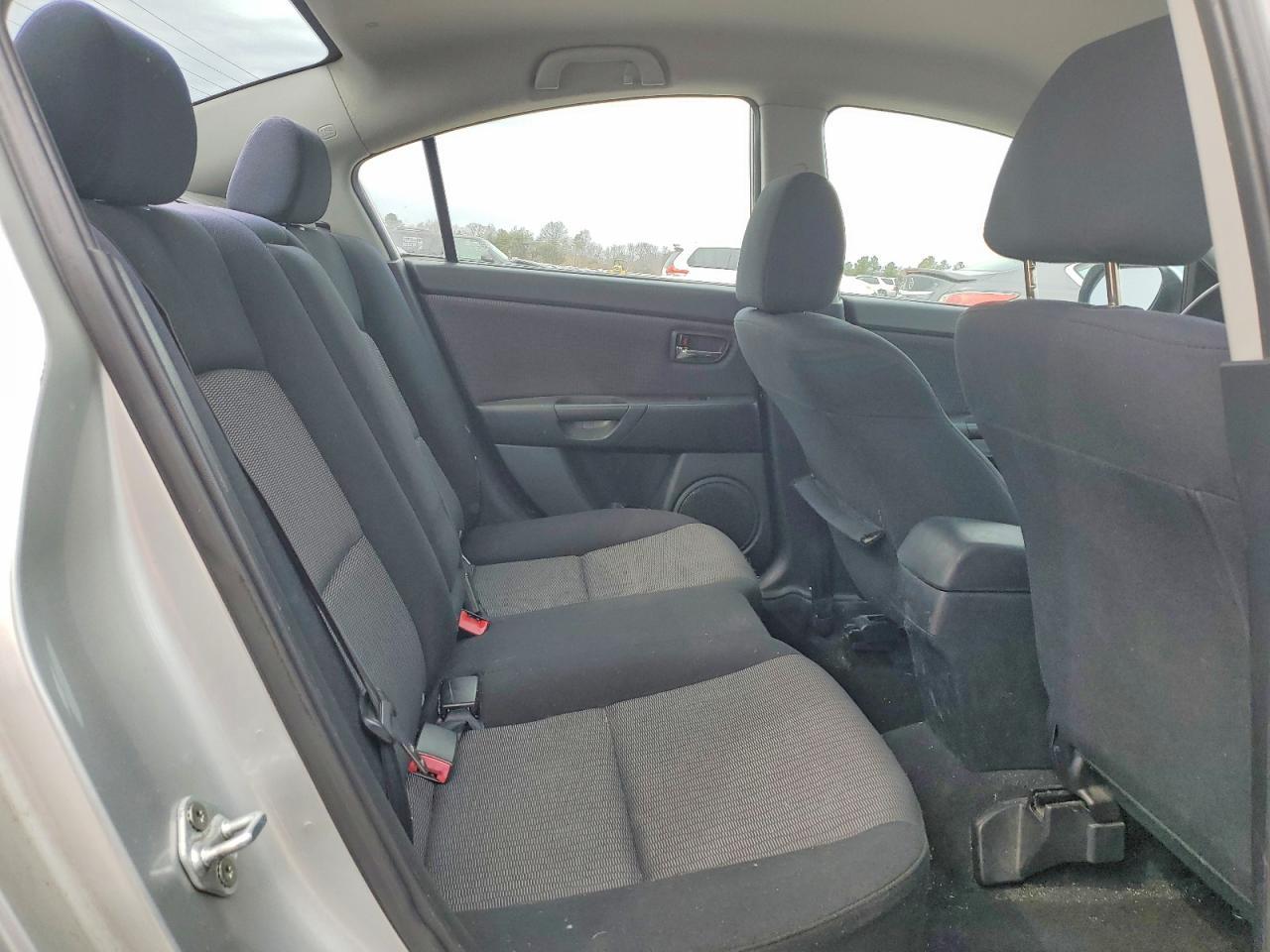 2009 MAZDA 3