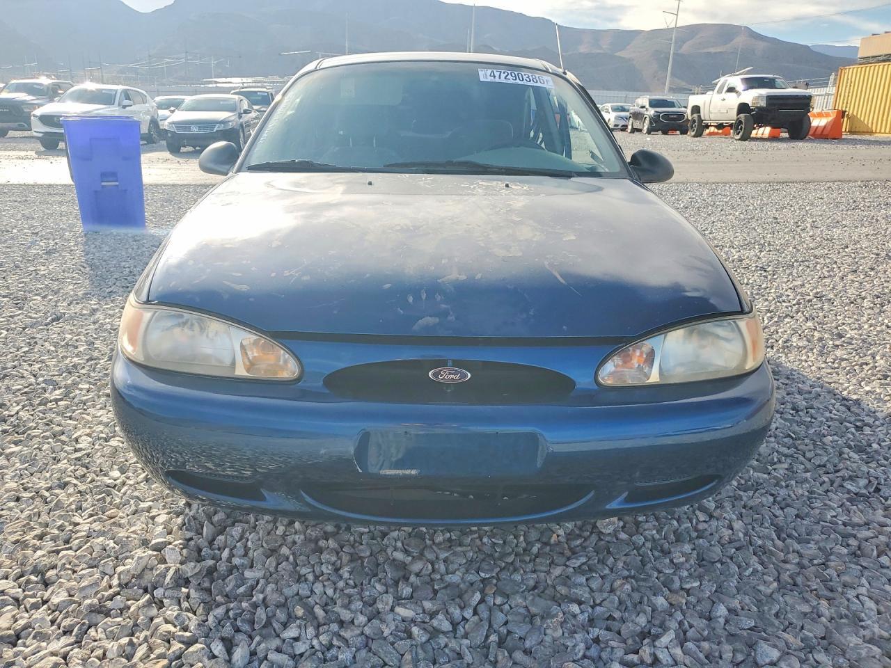 1999 FORD Escort