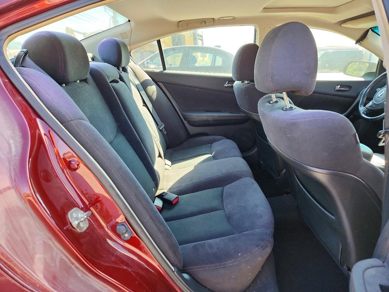 2012 NISSAN Maxima