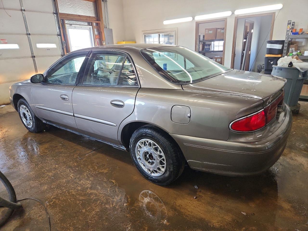 2004 BUICK Century