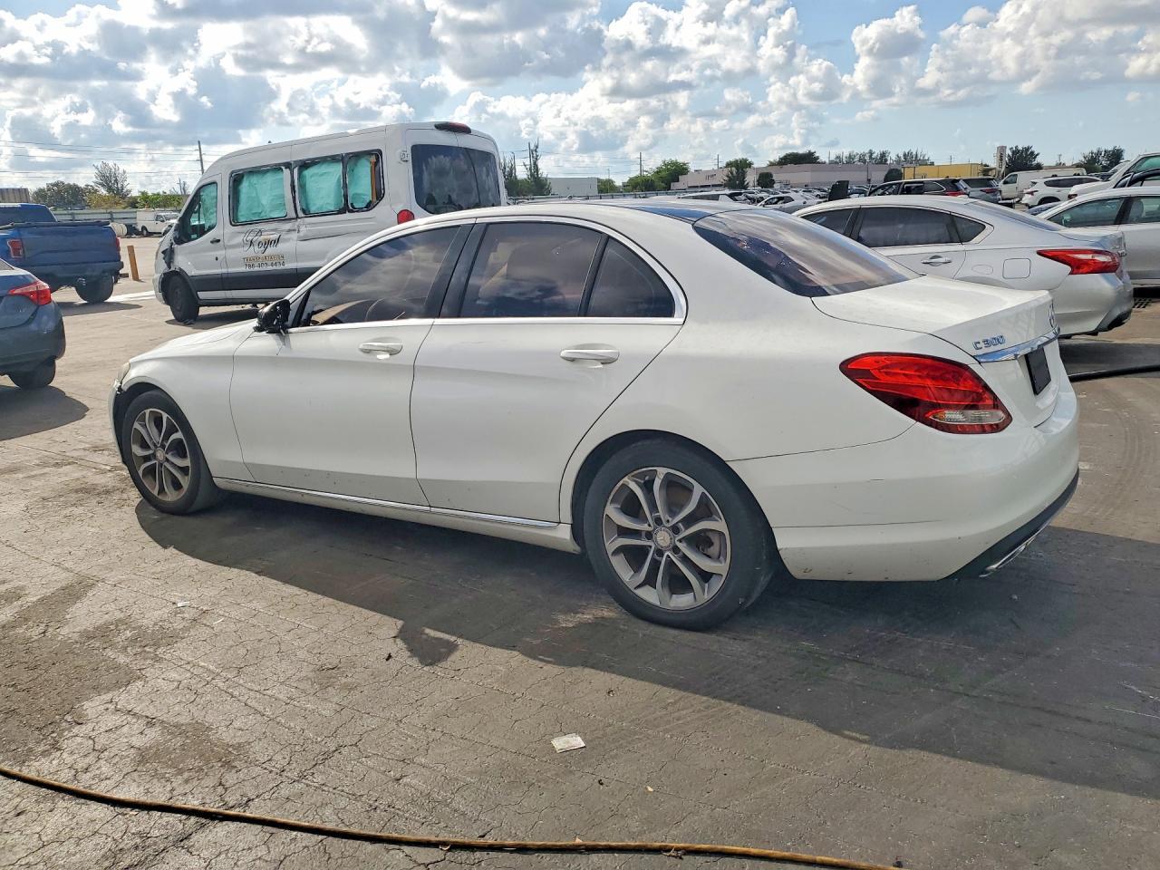 2017 MERCEDES-BENZ C-CLASS