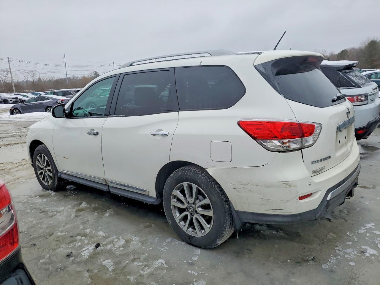 2013 NISSAN PATHFINDER