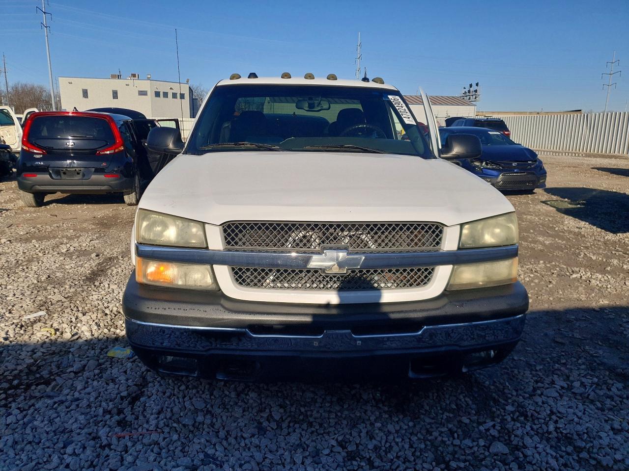 2004 CHEVROLET Silverado