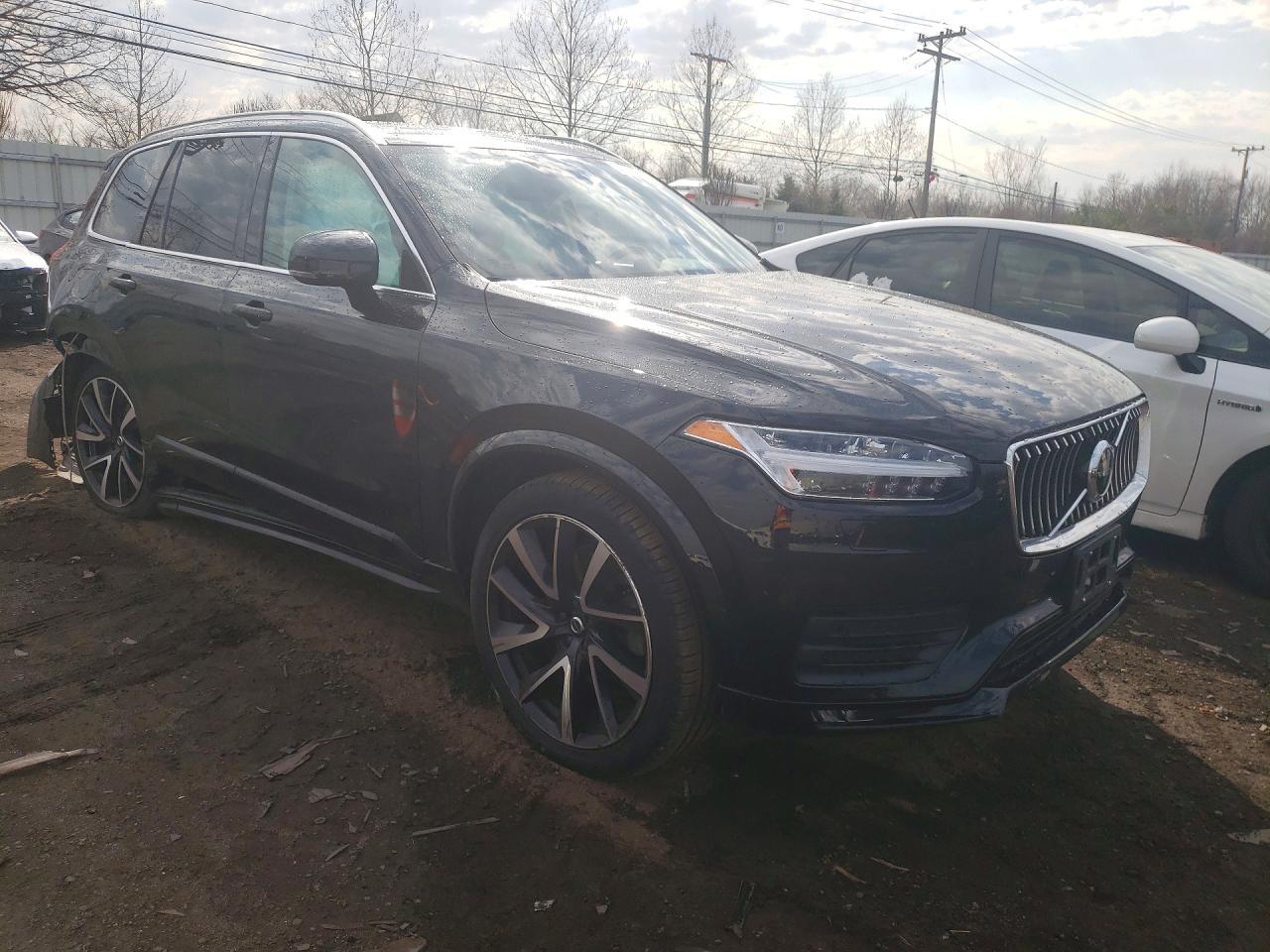 2021 VOLVO XC90