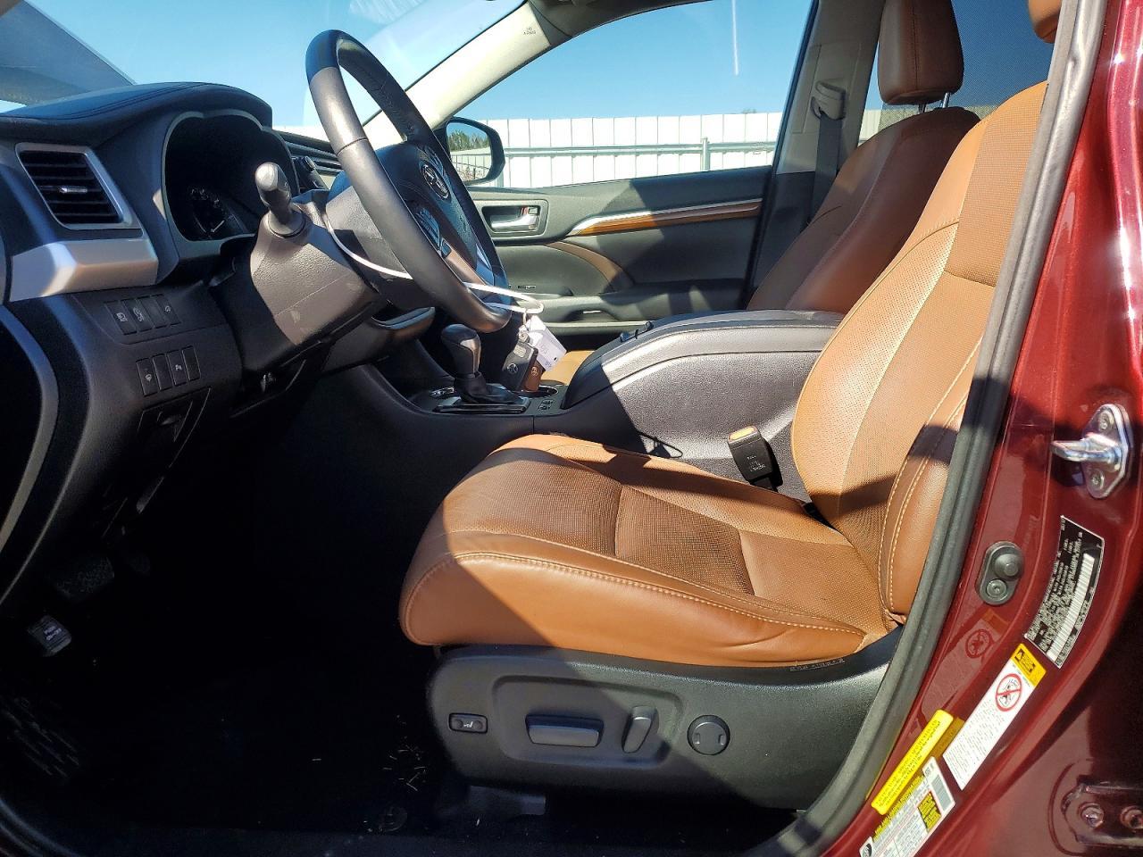 2017 TOYOTA HIGHLANDER