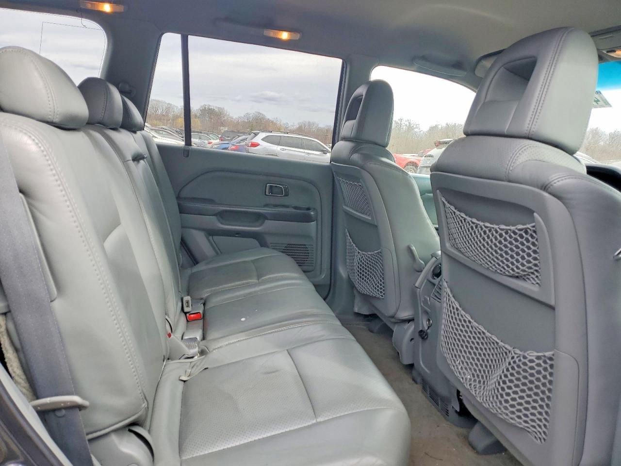 2004 HONDA PILOT