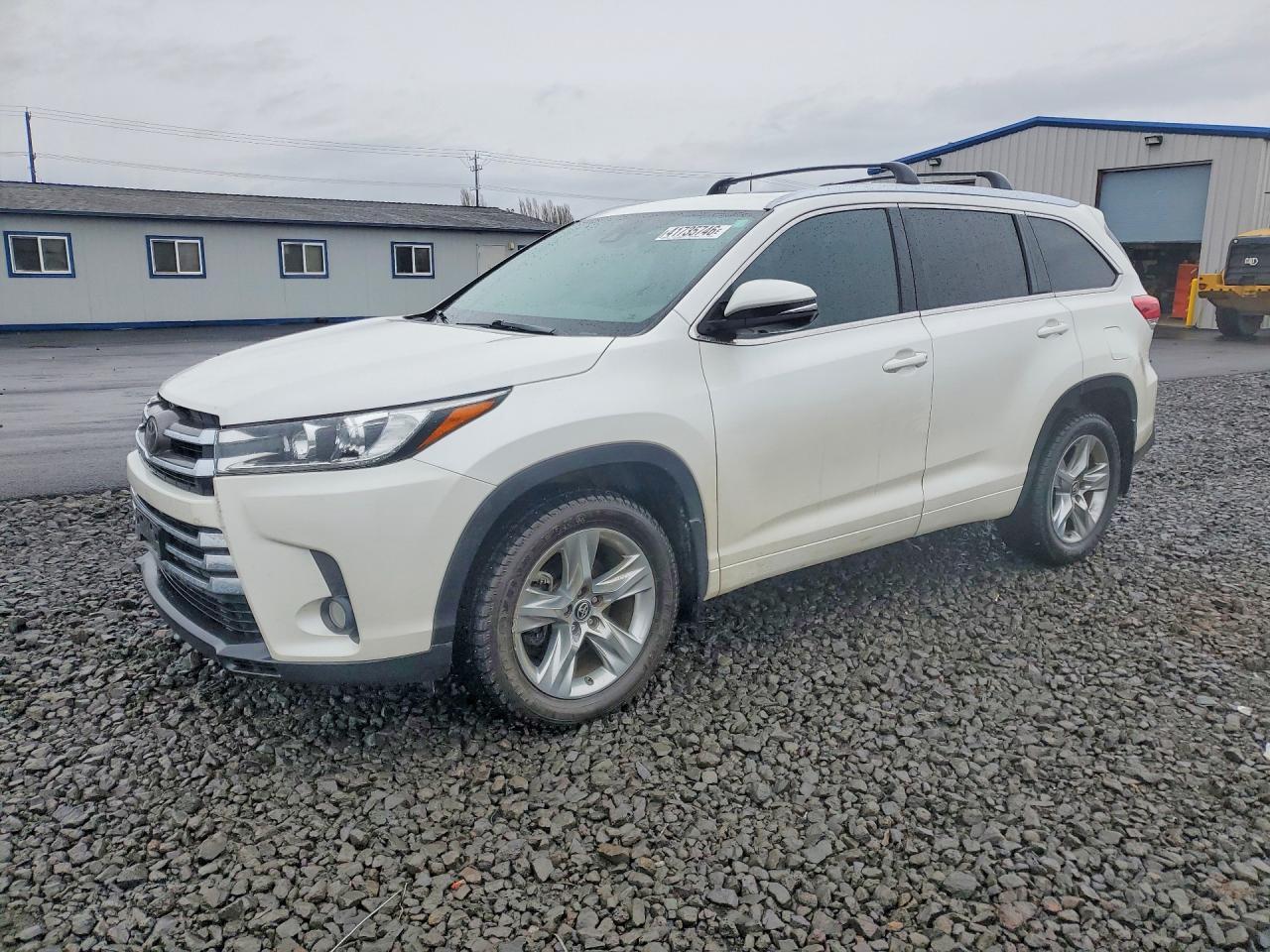 2018 TOYOTA HIGHLANDER