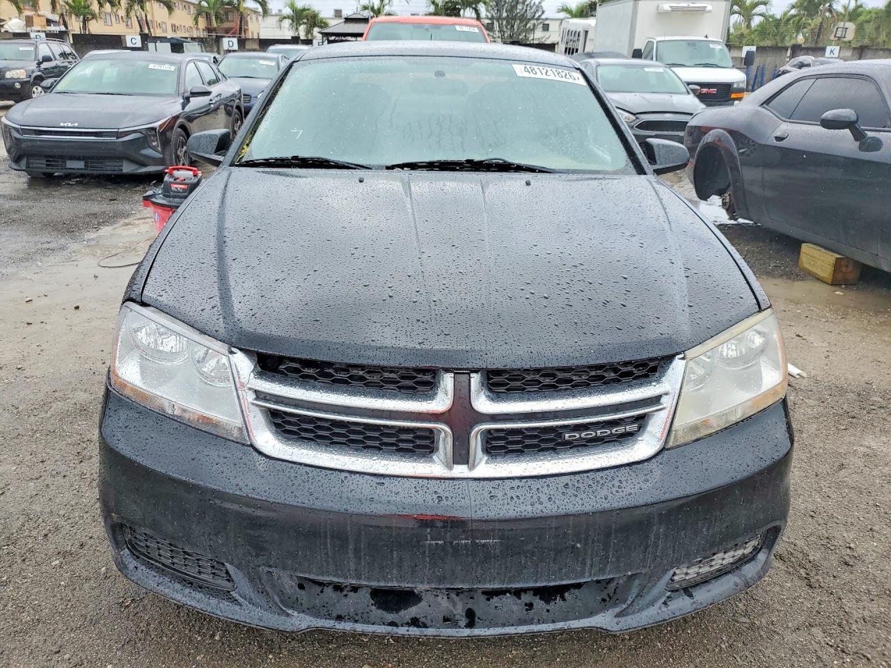 2012 DODGE Avenger