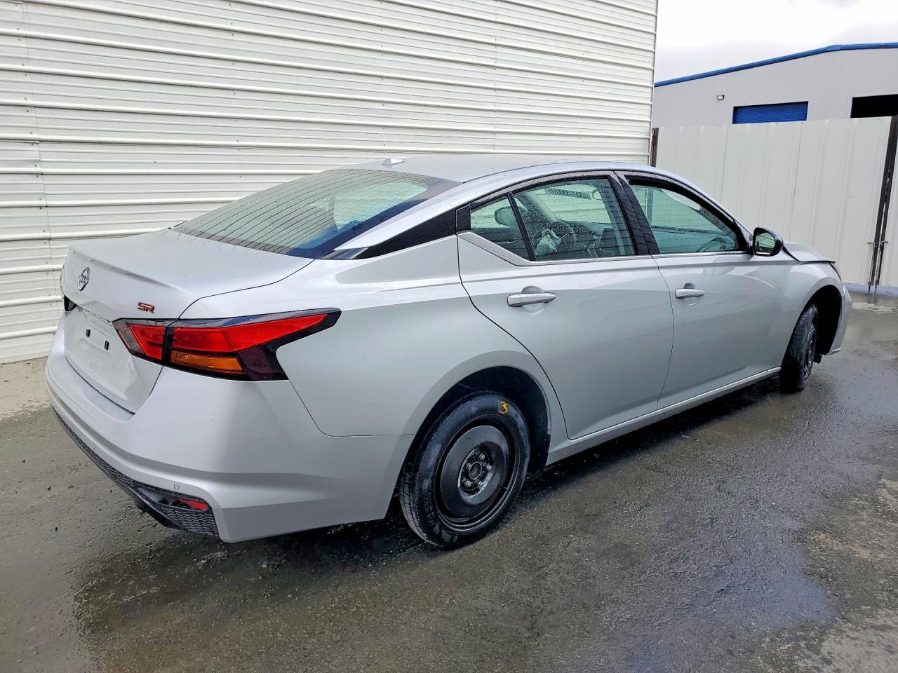 2025 NISSAN ALTIMA