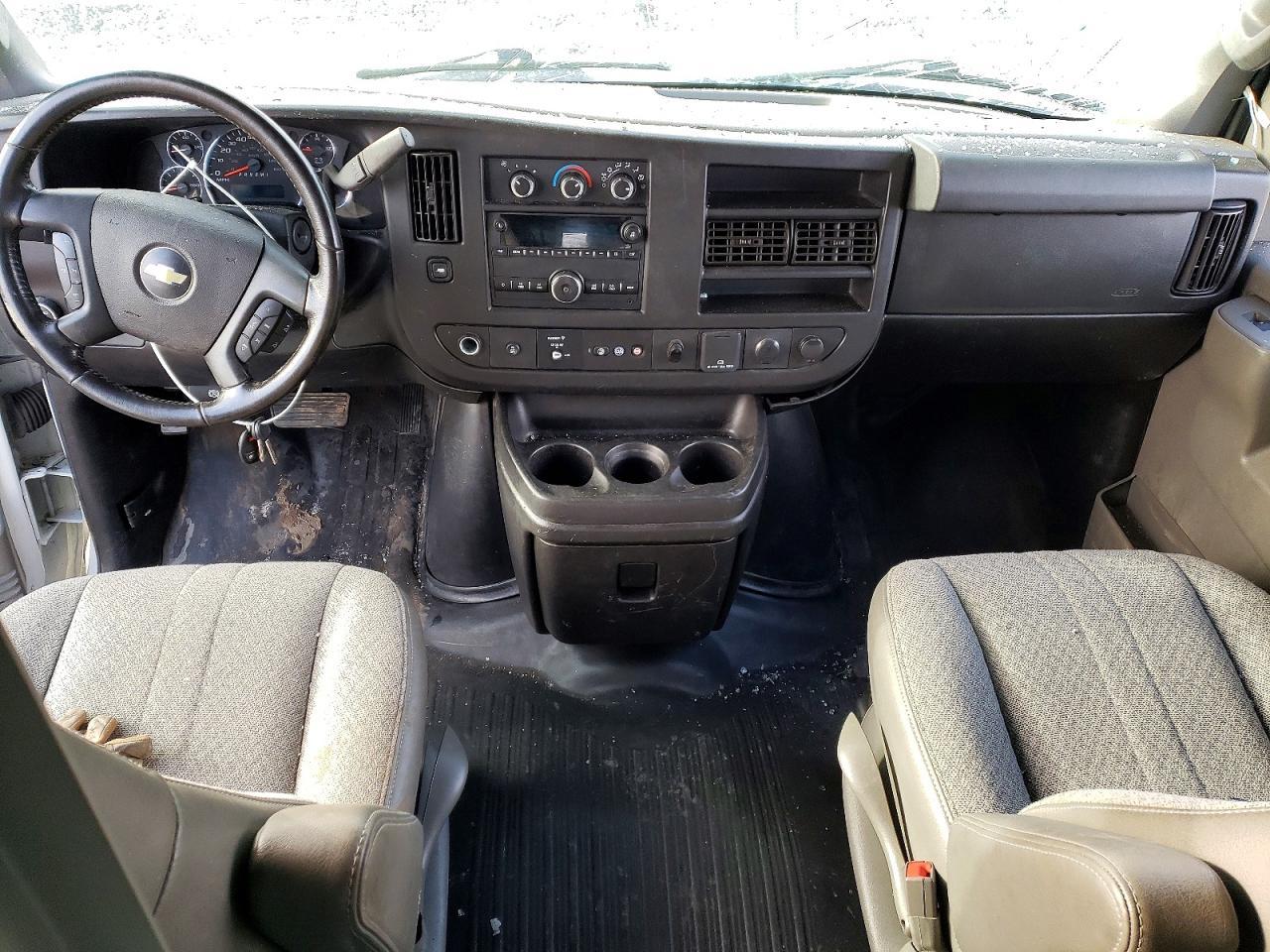 2021 CHEVROLET Express 3500