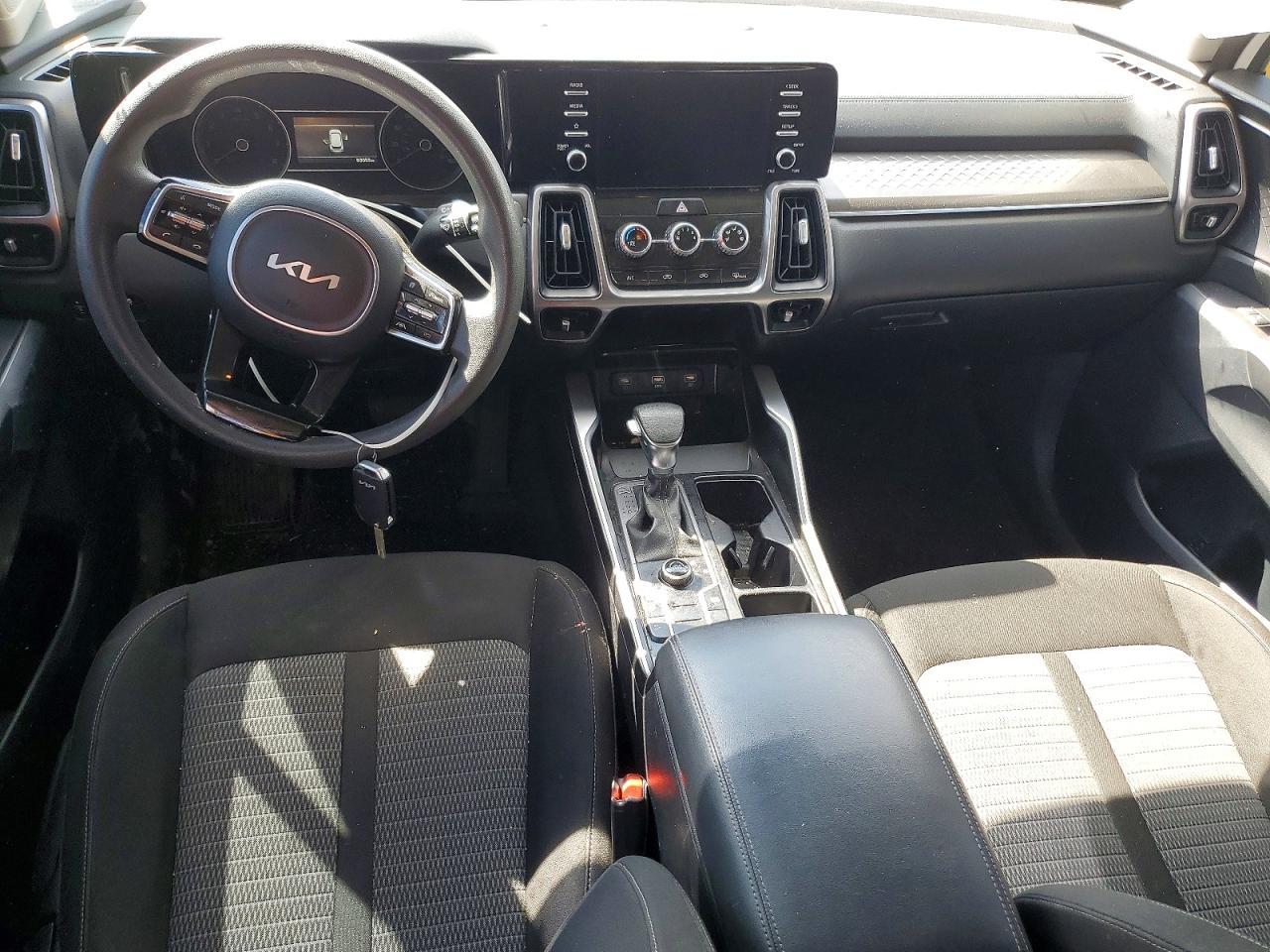 2023 KIA SORENTO