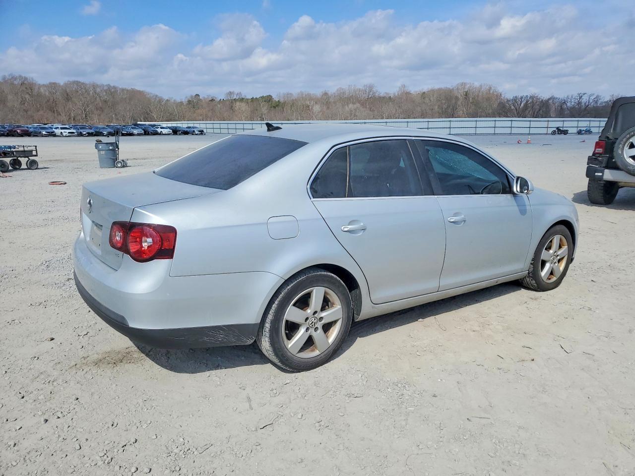 2009 VOLKSWAGEN JETTA