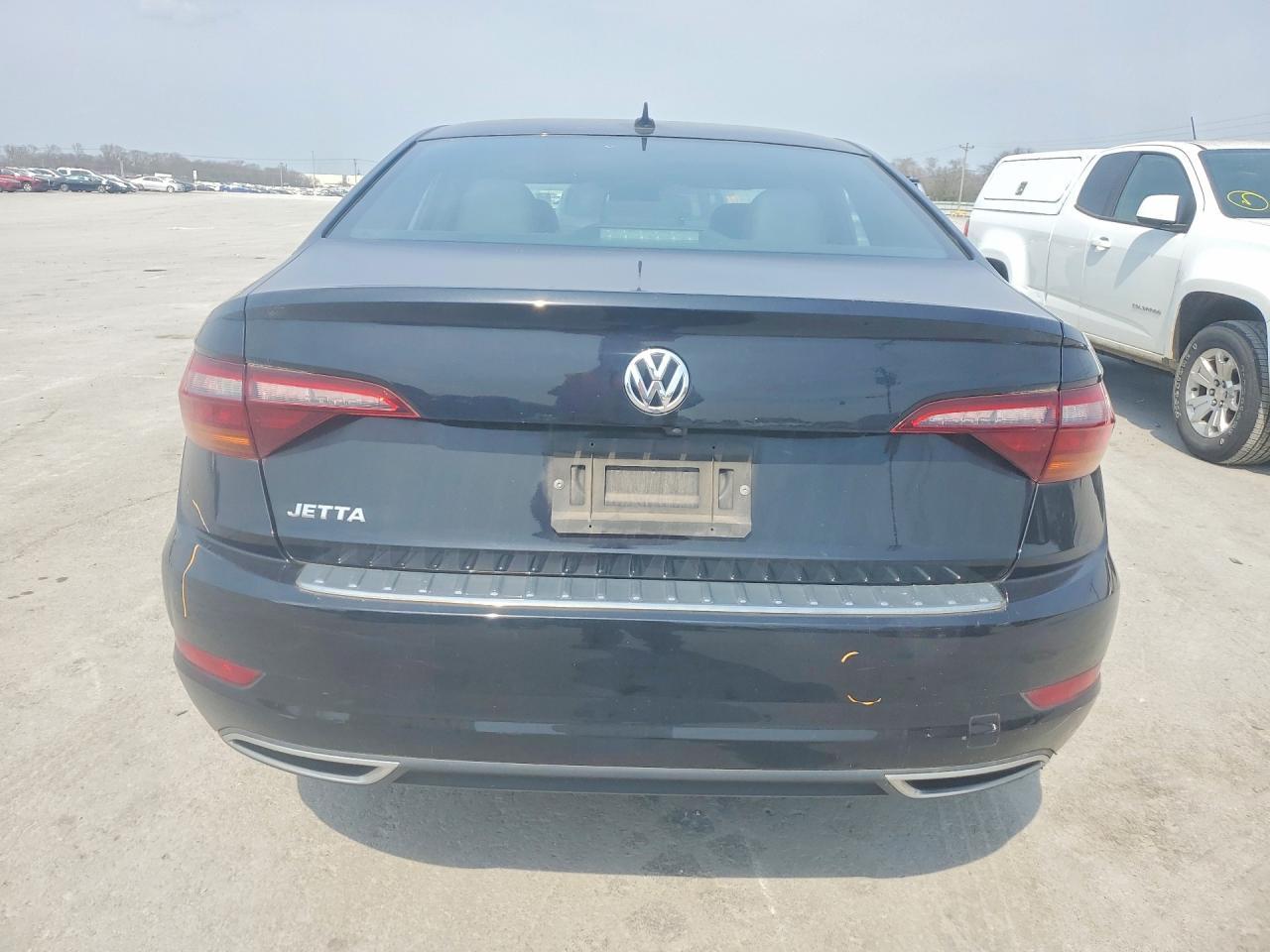 2019 VOLKSWAGEN JETTA
