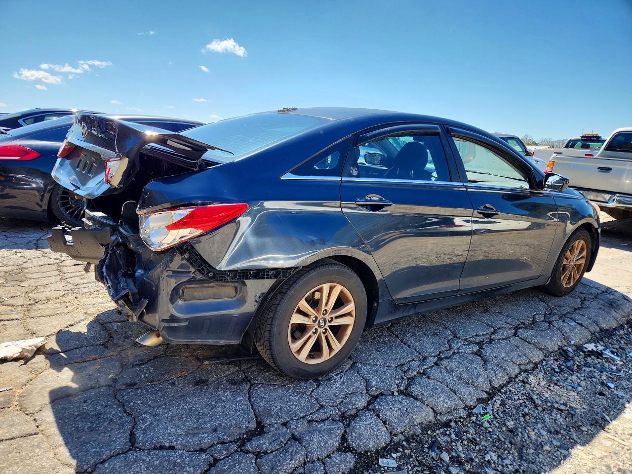 2013 HYUNDAI SONATA
