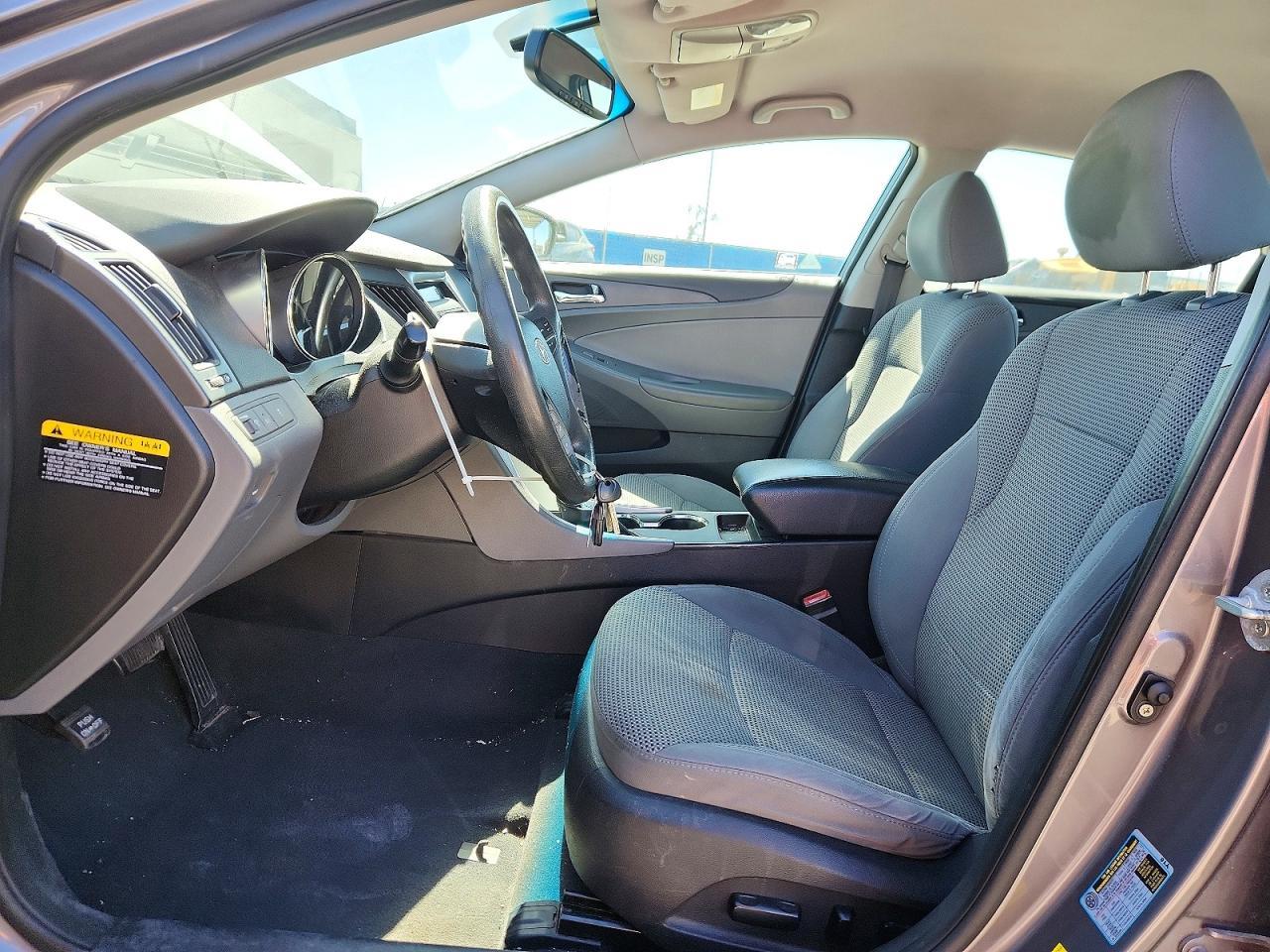 2011 HYUNDAI SONATA