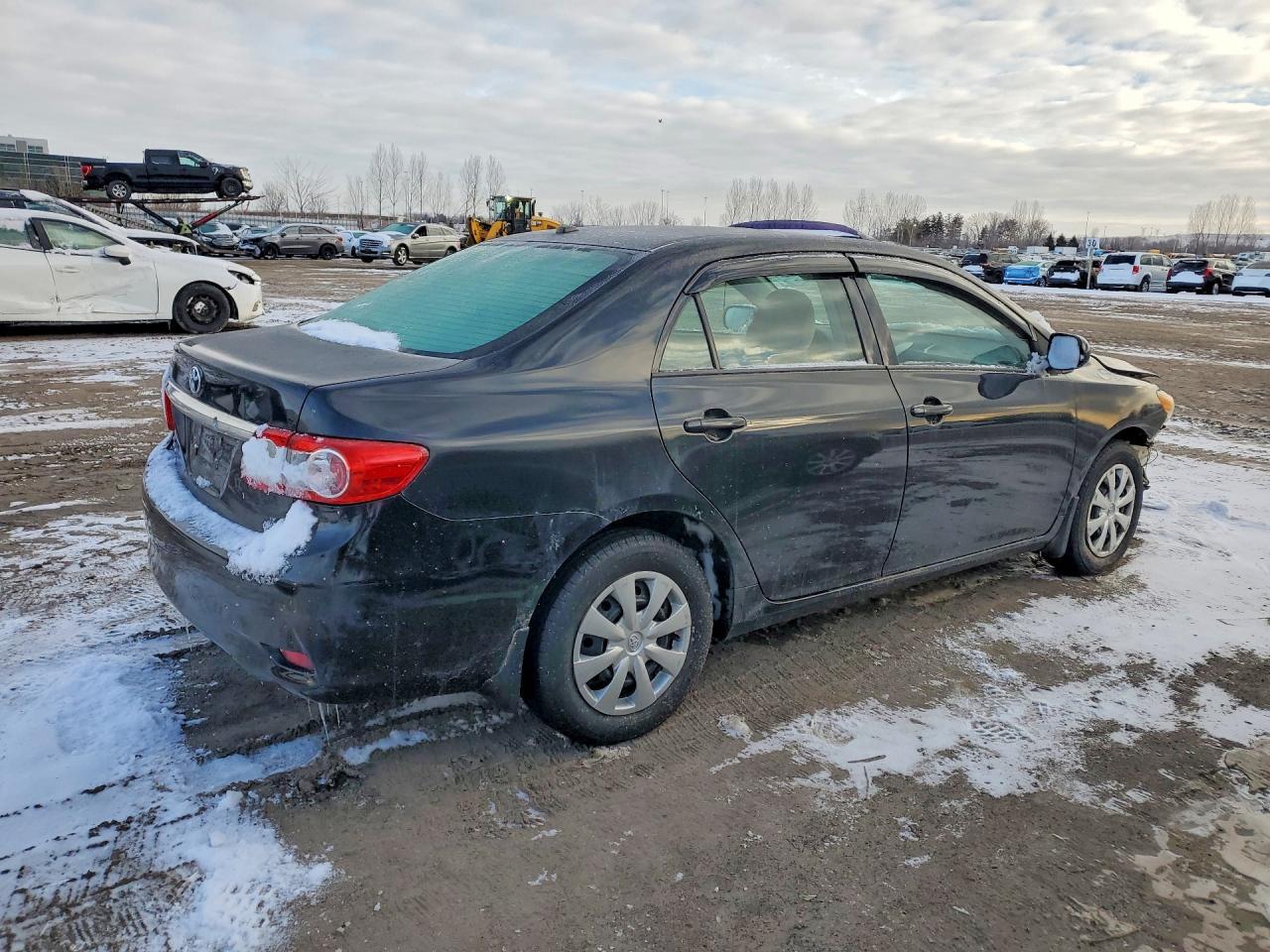 2013 TOYOTA COROLLA