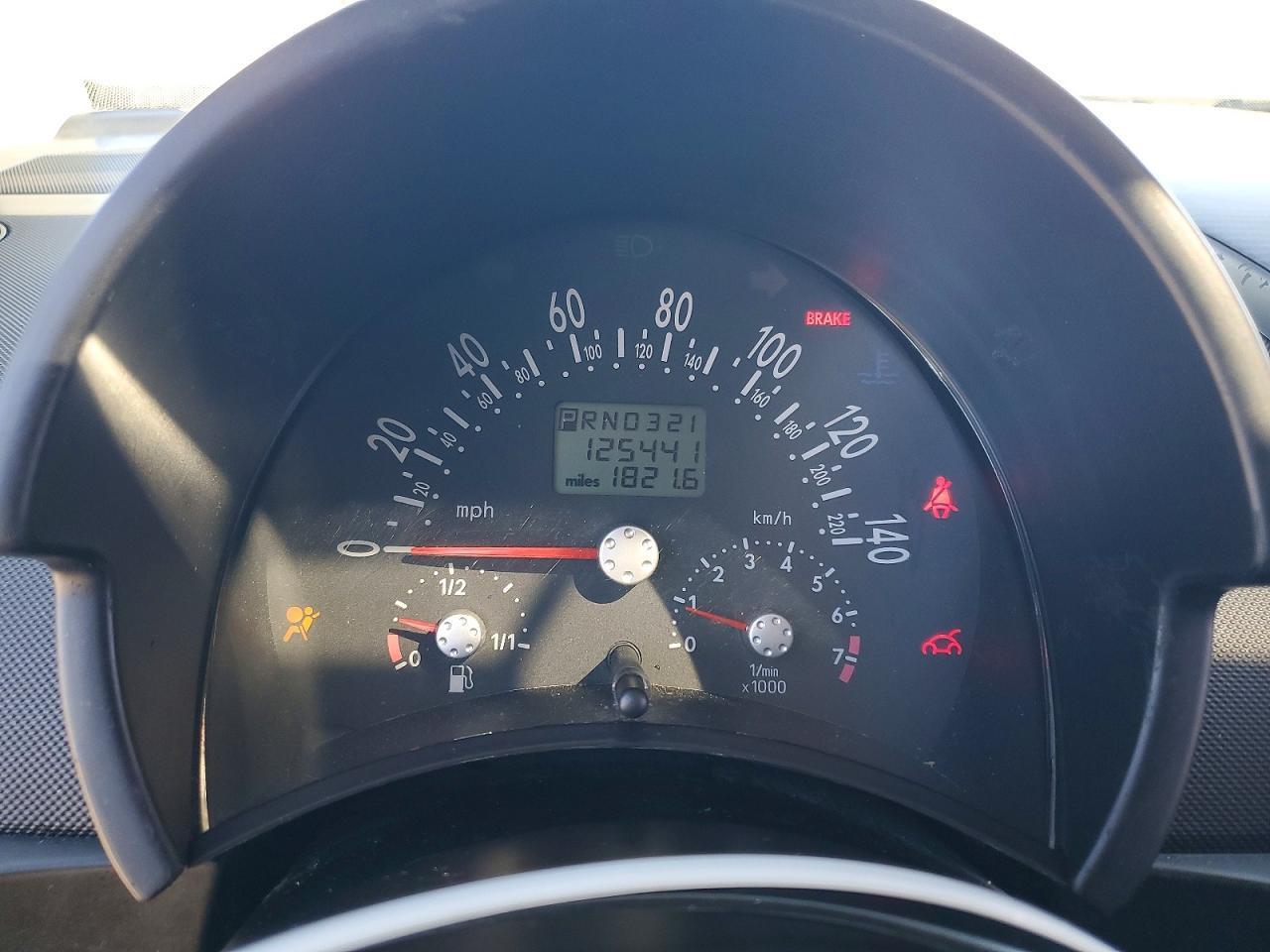 2004 VOLKSWAGEN Beetle