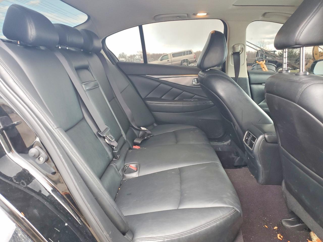 2016 INFINITI Q50