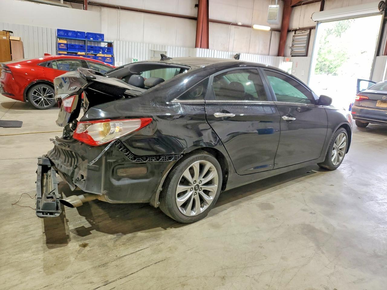 2011 HYUNDAI SONATA