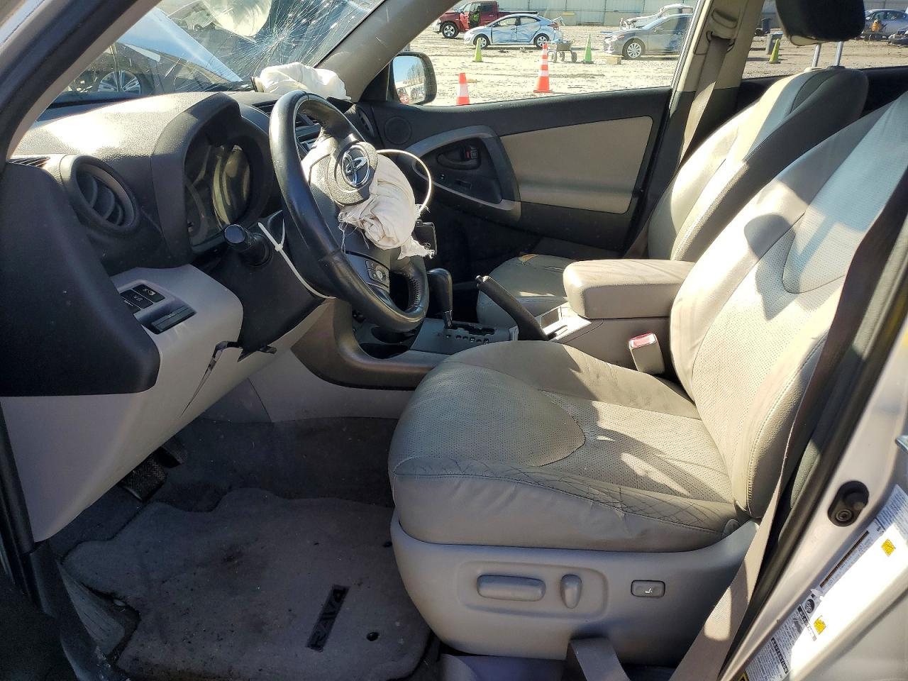 2009 TOYOTA RAV4