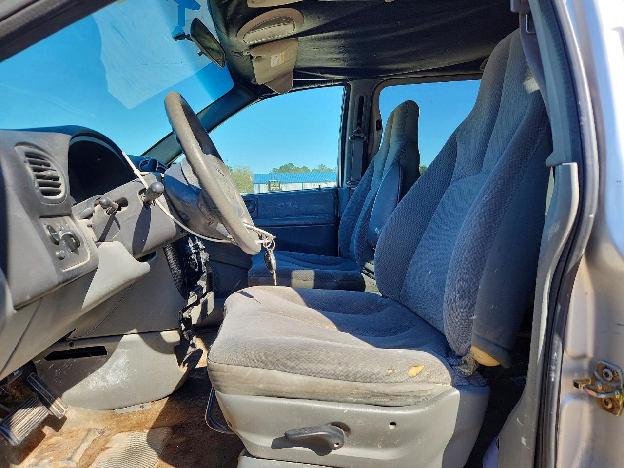2005 DODGE CARAVAN