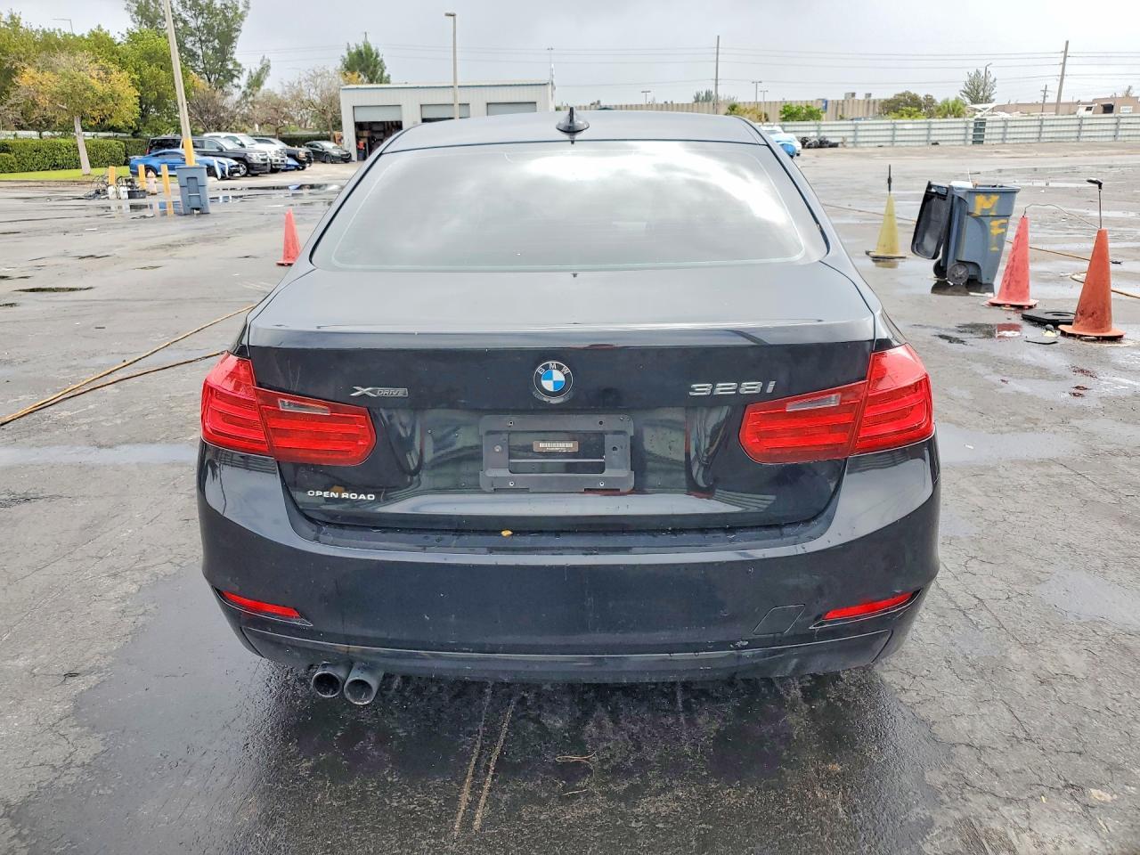 2013 BMW 3 SERIES