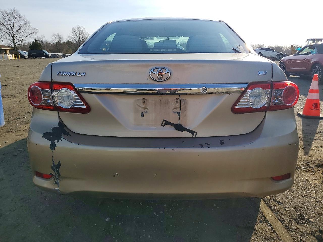 2011 TOYOTA COROLLA