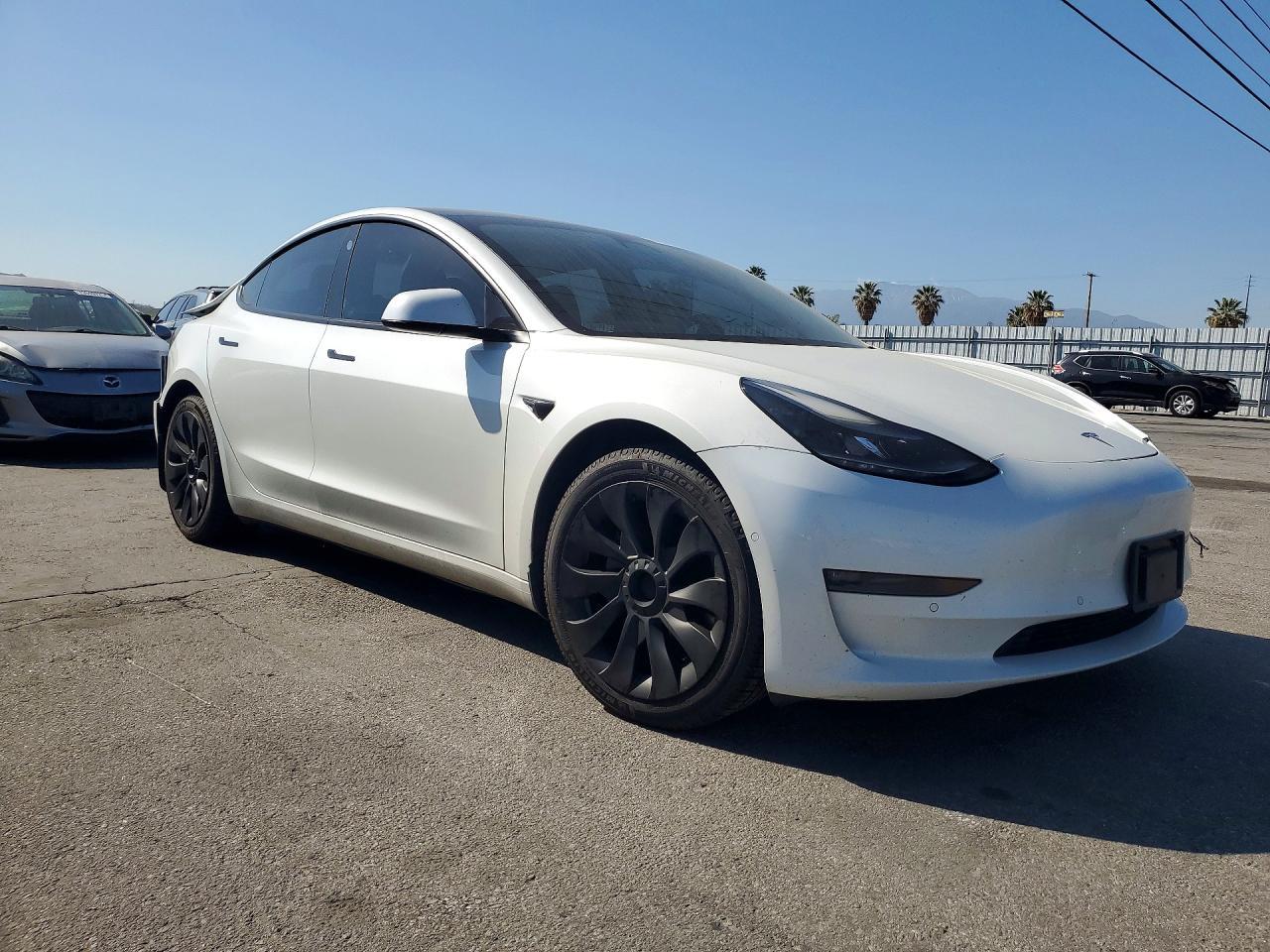 2021 TESLA MODEL 3