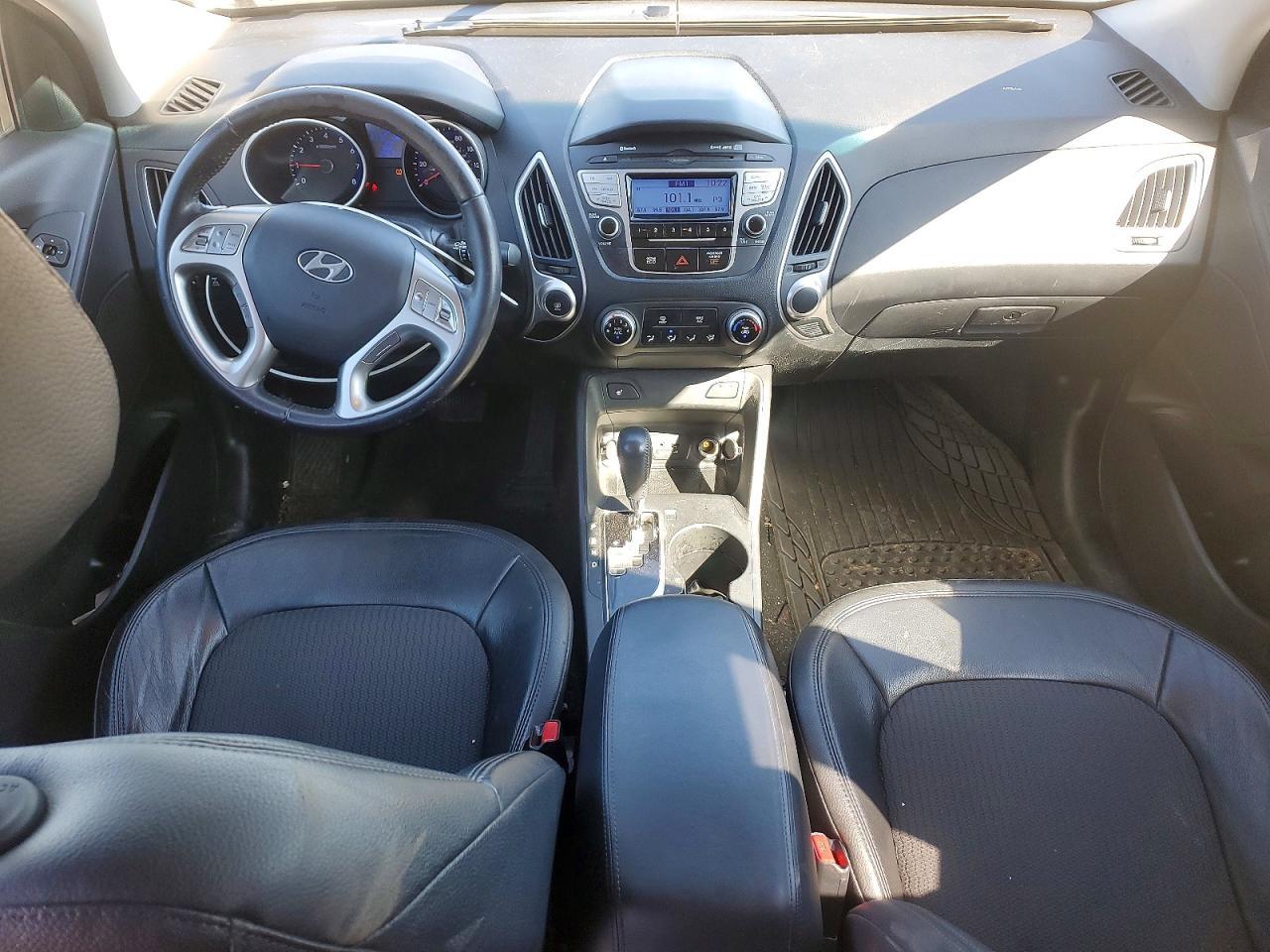 2012 HYUNDAI TUCSON
