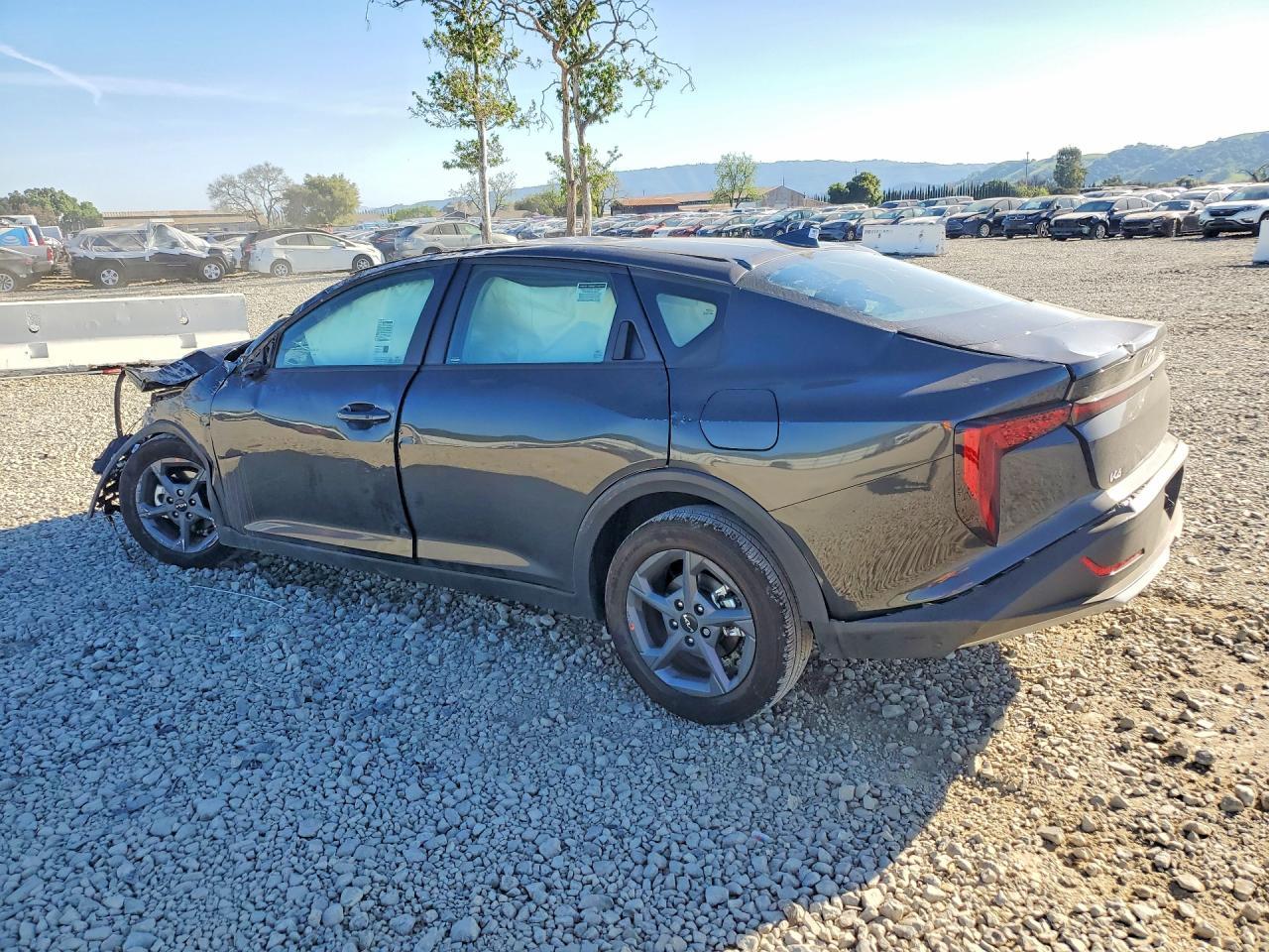 2025 KIA K4