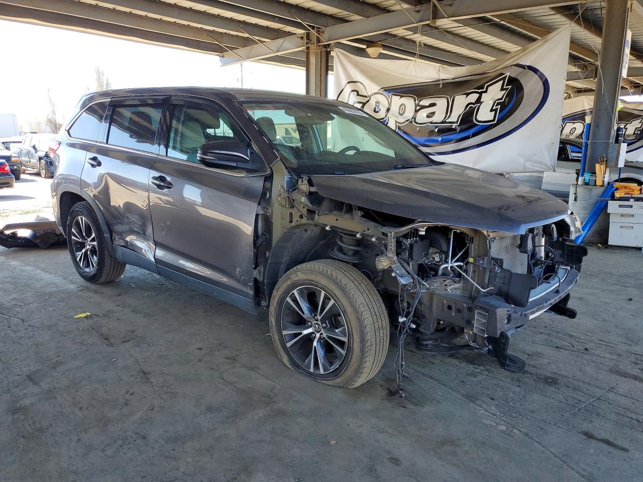 2019 TOYOTA HIGHLANDER
