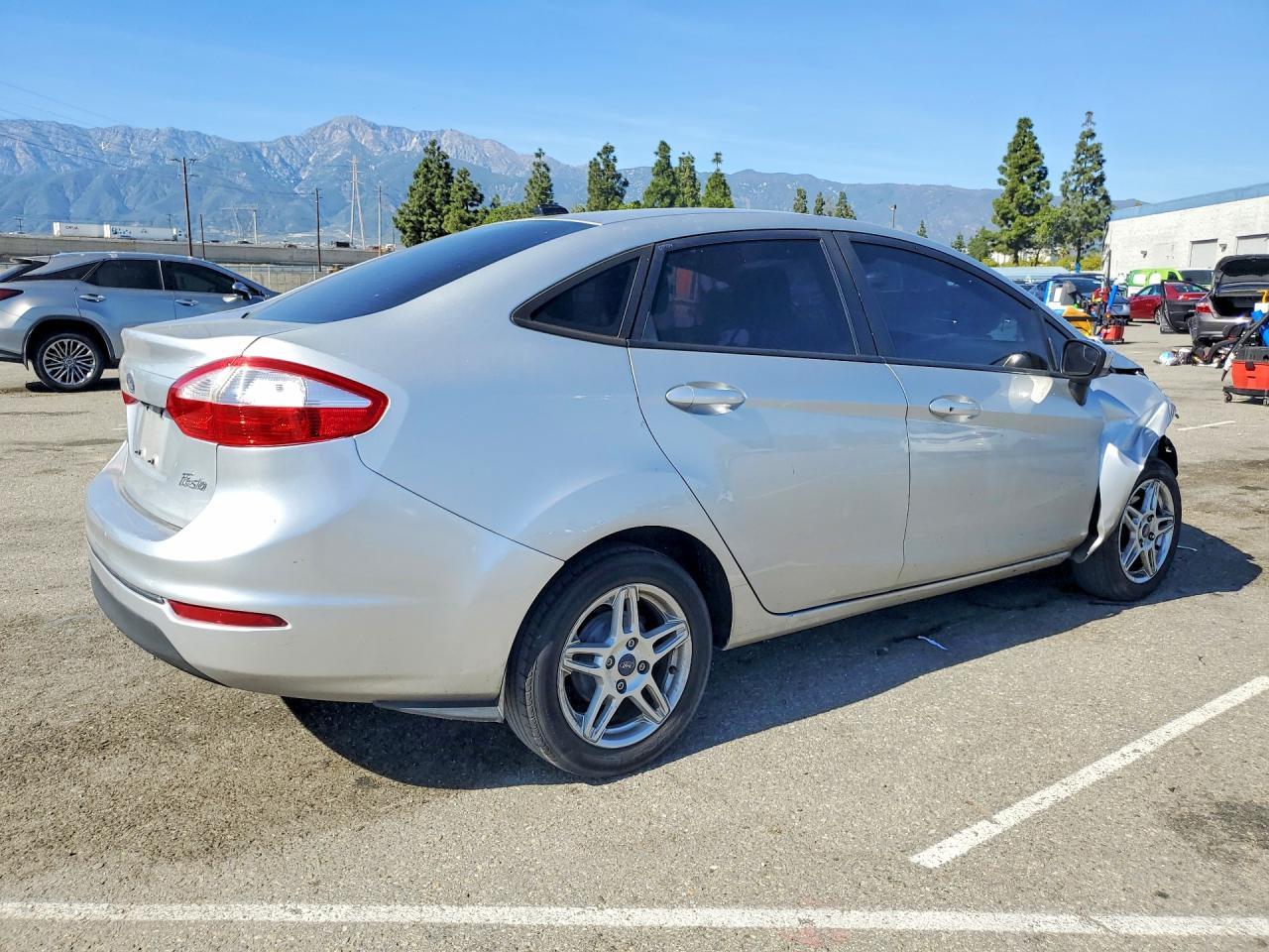2018 FORD Fiesta