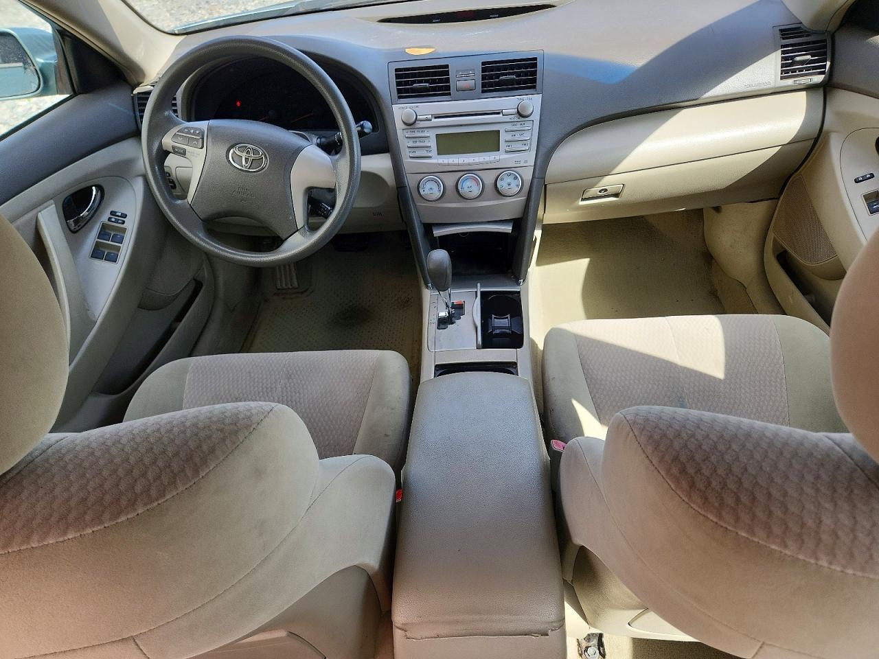 2011 TOYOTA CAMRY