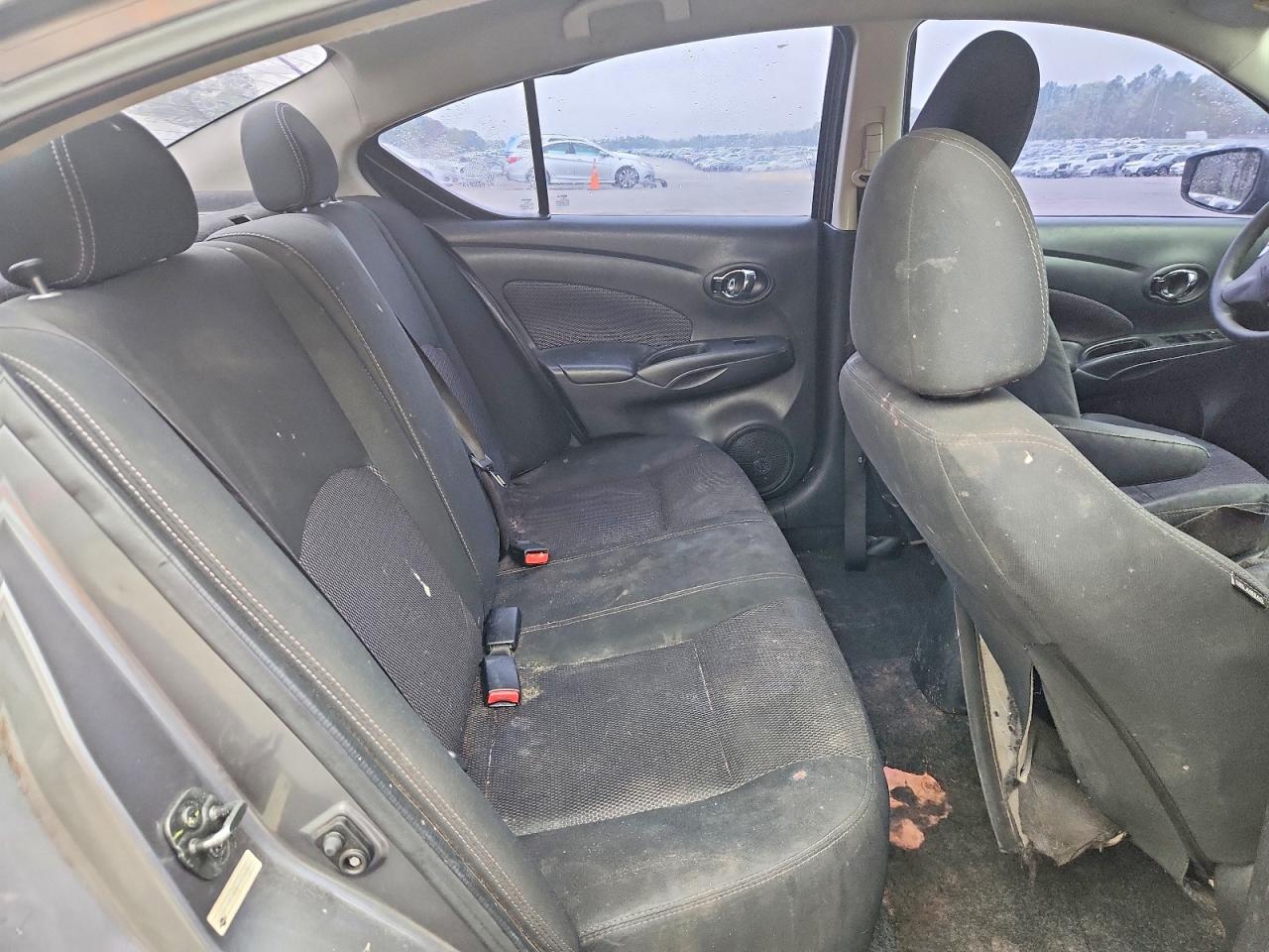 2018 NISSAN VERSA