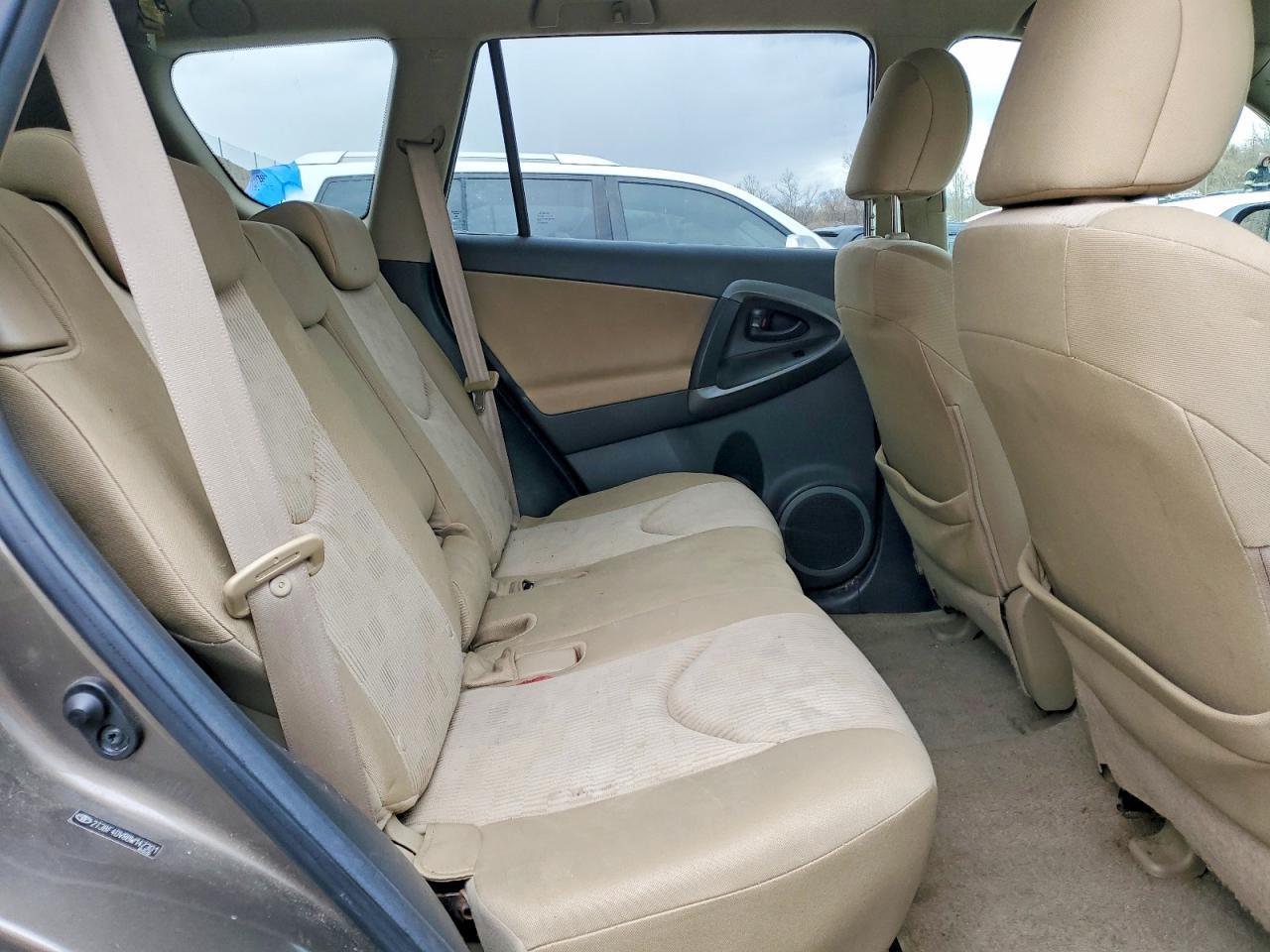 2011 TOYOTA RAV4