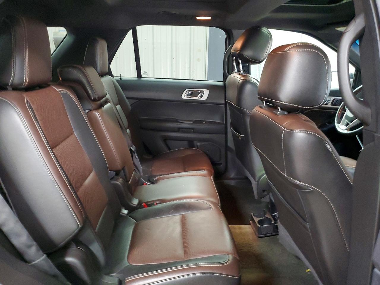 2015 FORD Explorer Sport Trac